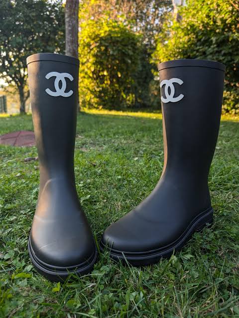 Women’s Boots & Sandals