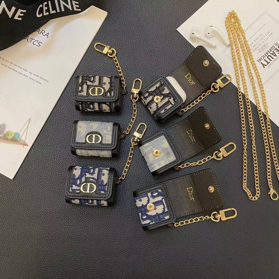 AirPods case with elegant chain