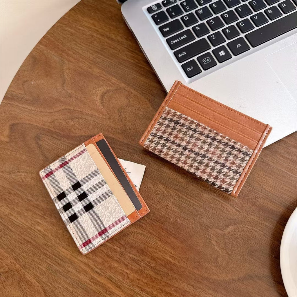 Burberry-inspired check pattern wallet card holder