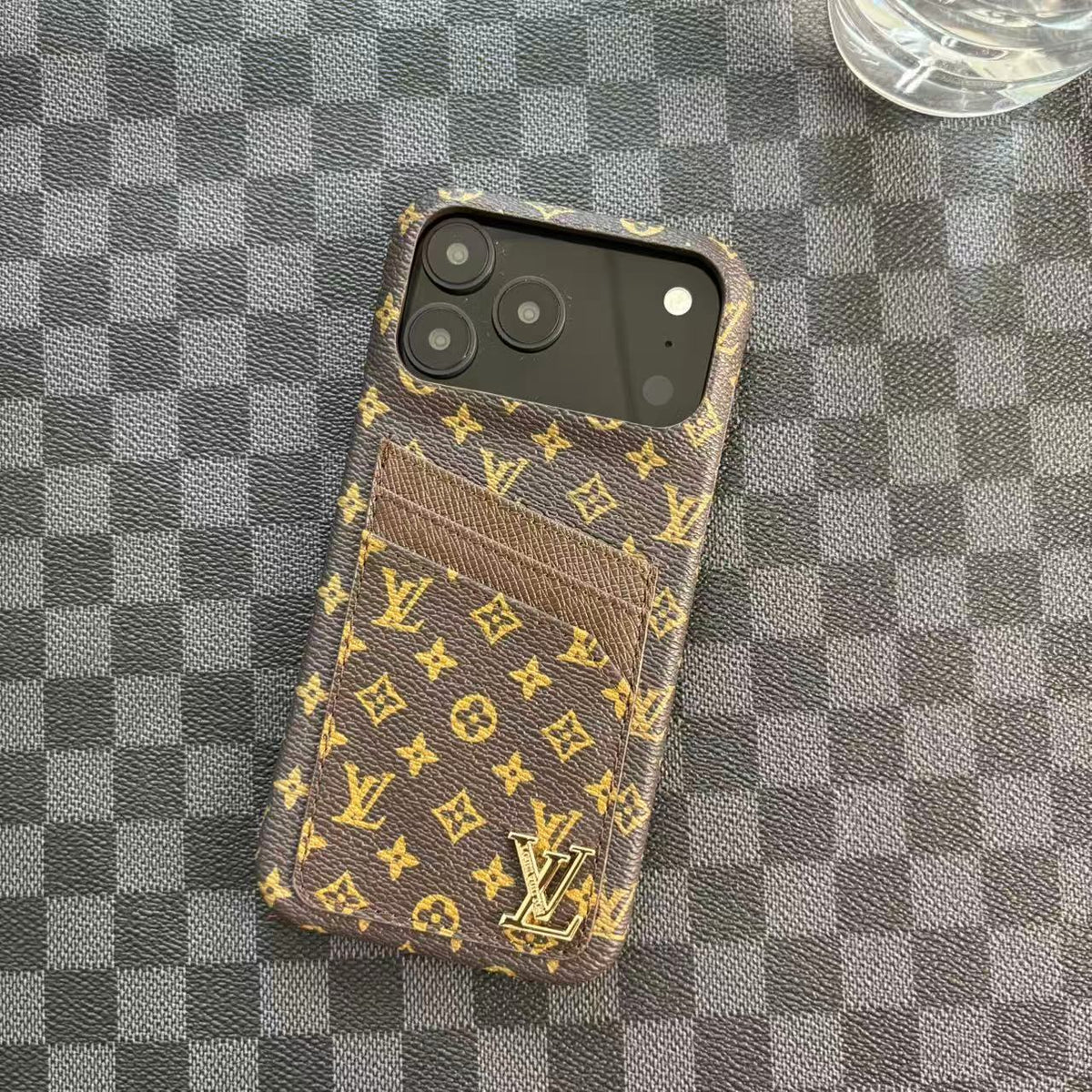Leather card slot case for iPhone 17 / 16 / 15 / 14