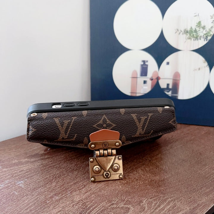 Lock card bag crossbody chain iPhone case