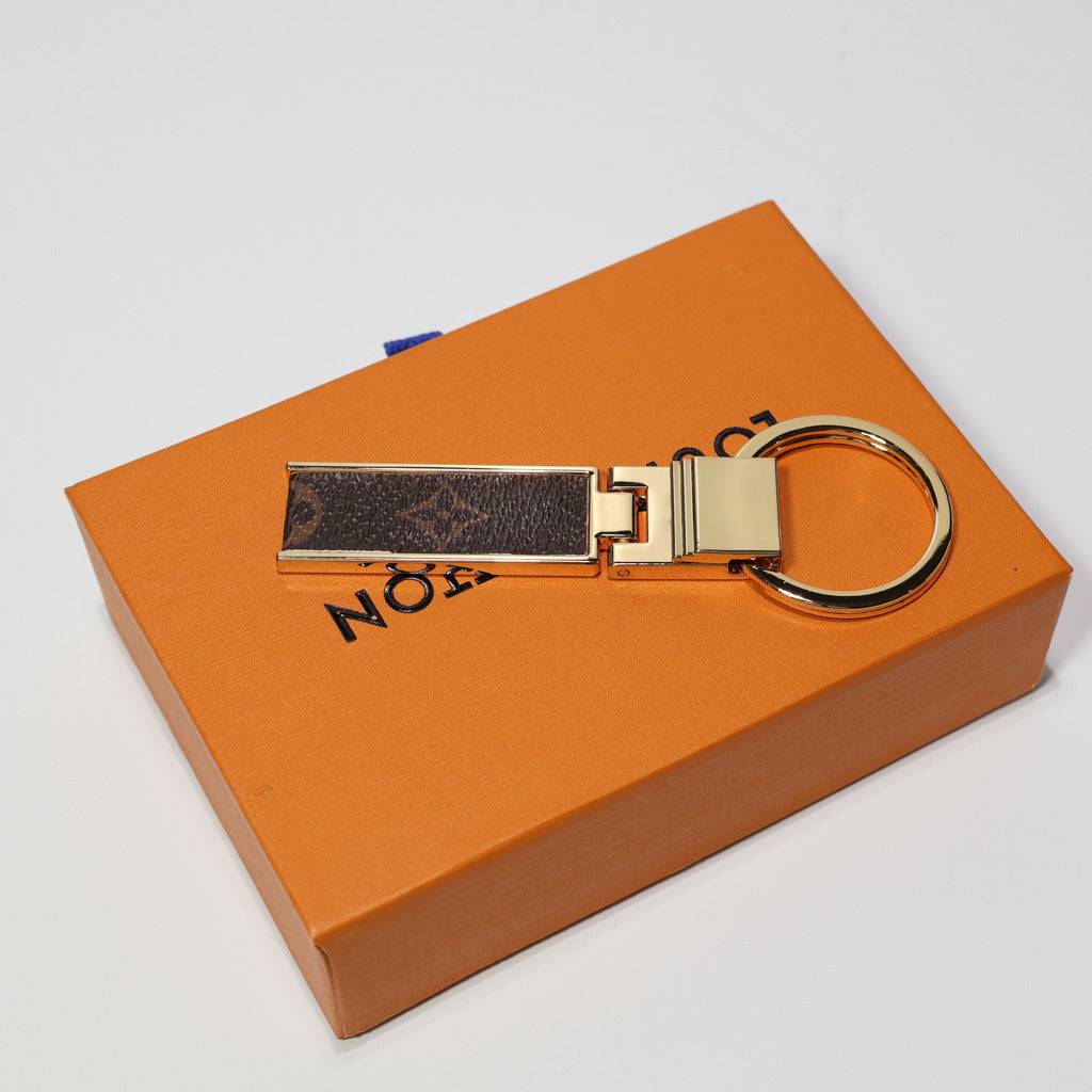 Louis Vuitton-inspired folding monogram keyring