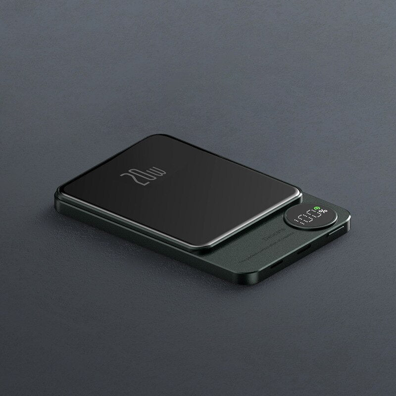 Slim magnetic wireless power bank with digital display