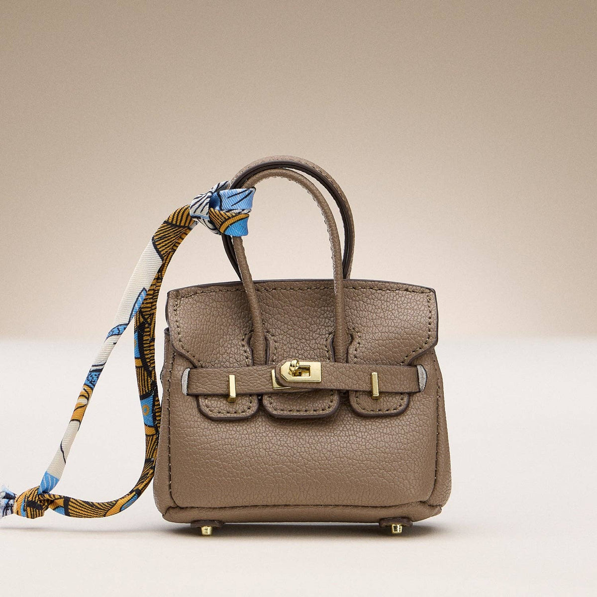 Hermes-inspired leather bag for AirPods case
