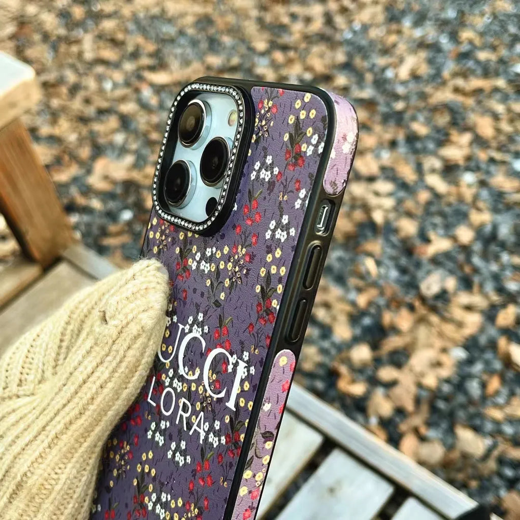 Gucci-inspired glitter phone case with lettering