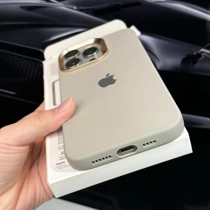 Leather case for iPhone 16 / 15 / 14 with MagSafe